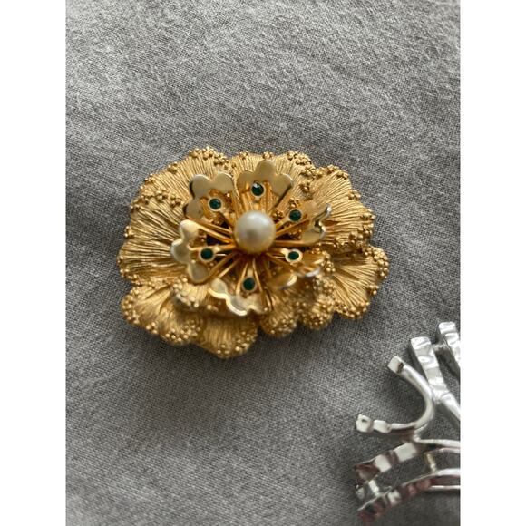 Lot of 2 Sarah Coventry Brooches - Picture 5 of 6